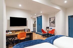 The Old Lyric Hall - St David Aparthotel