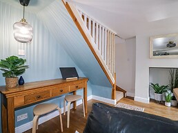 Corner Cottage