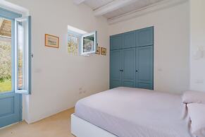 Ker Rail Villa With Pool by Wonderful Italy