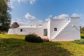 Ker Rail Villa With Pool by Wonderful Italy
