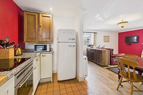 Host Stay Stone Crop Cottage