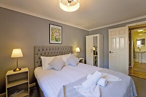 Imperial Meridian Place Apartment