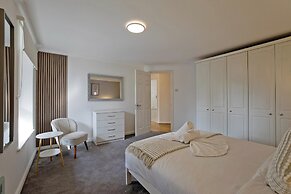 Imperial Meridian Place Apartment