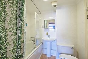 Imperial Meridian Place Apartment