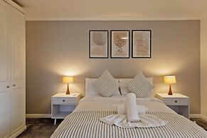 Imperial Meridian Place Apartment