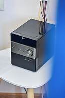 Royal Blue Central House by Checkin