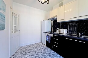 Imperial Balfe Street Apartment