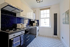 Imperial Balfe Street Apartment