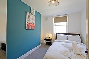 Imperial Balfe Street Apartment