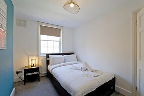 Imperial Balfe Street Apartment