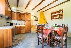 Spacious Three Room Apartment in the Heart of Orosei