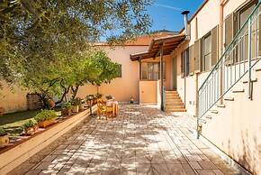 Spacious Three Room Apartment in the Heart of Orosei