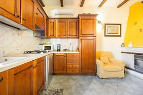 Spacious Three Room Apartment in the Heart of Orosei