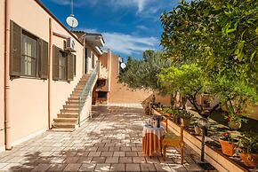 Spacious Three Room Apartment in the Heart of Orosei