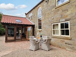 Crossbutts Farmhouse
