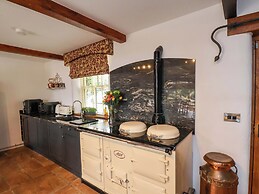 Crossbutts Farmhouse