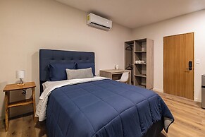 Lora Loca Inn
