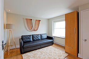 Imperial Hogarth Road Apartment