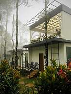 Roots Munnar