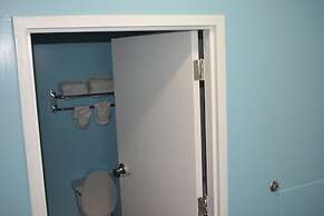 GUEST COTTAGES & SUITES