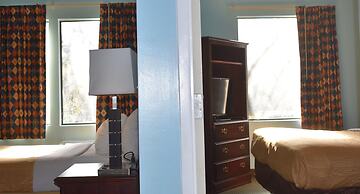 GUEST COTTAGES & SUITES