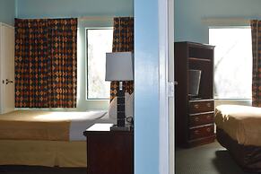GUEST COTTAGES & SUITES