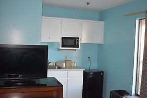 GUEST COTTAGES & SUITES