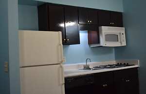 GUEST COTTAGES & SUITES