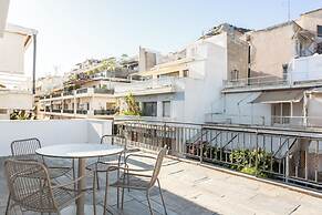 KLEO by Zoia Living