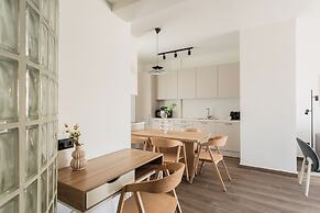 KLEO by Zoia Living
