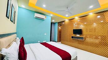 Sky Hotel