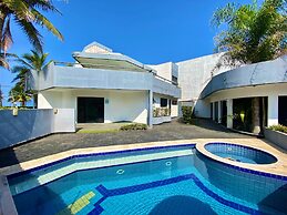 Casa Alto Padrão Frente ao Mar