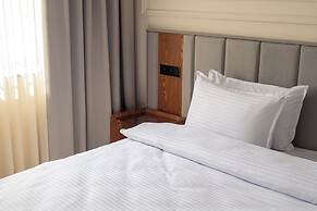 Meridian Plaza by Reikartz