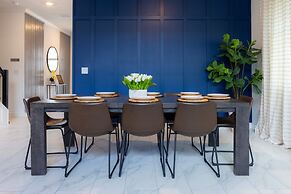 Fantasy Stay in 5 bed at Storey Lake