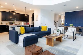 Fantasy Stay in 5 bed at Storey Lake