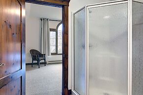Les Manoirs Unit 10