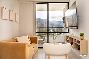 Grand By Jalo