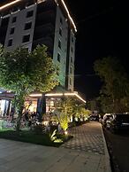 South Inn Hotel