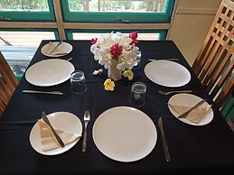 Mahina Lodge