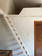 Mahina Lodge