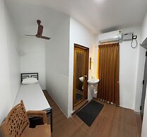 HOTEL N N PALACE