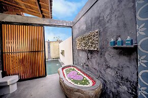 Lanturan Ubud-Villas