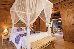 Lanturan Ubud-Villas