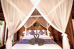 Lanturan Ubud-Villas