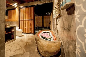 Lanturan Ubud-Villas