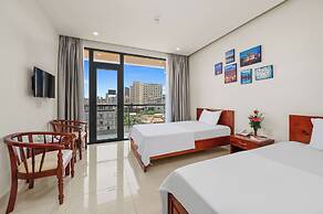 Cocorico Da Nang Beach Hotel