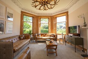 Fernbank House