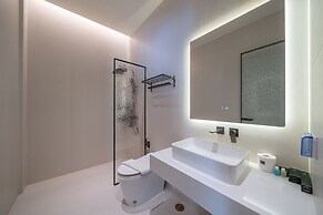 Pool villa with slide karaoke kitchen