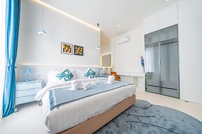 Pool villa with slide karaoke kitchen