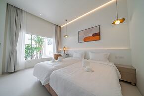 Pool villa with slide karaoke kitchen